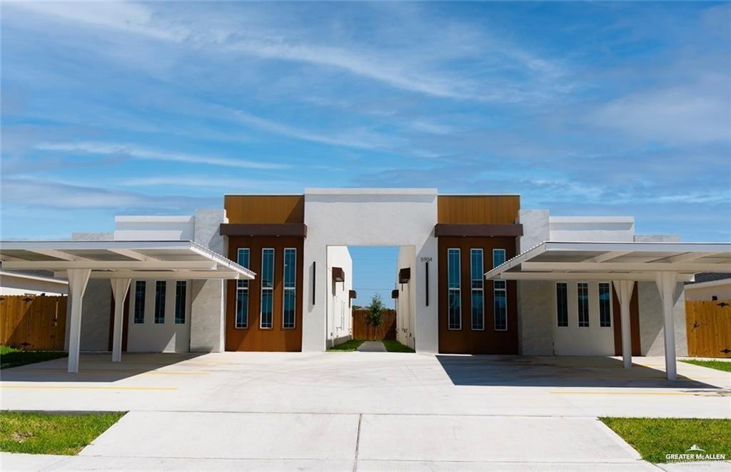 11 Providence Ave in McAllen, TX - Building Photo