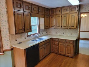 3798 Lee Ridge Way SW in Lilburn, GA - Building Photo - Building Photo