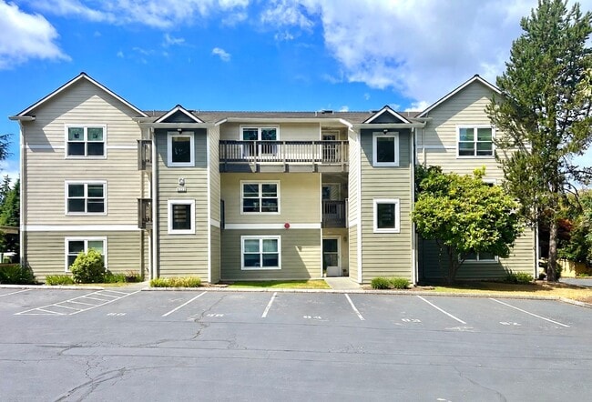 8222 126th Ave NE