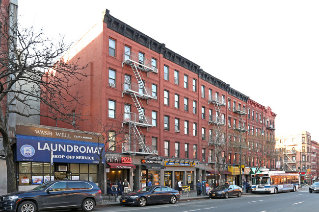 928 Columbus Ave in New York, NY - Building Photo - Building Photo