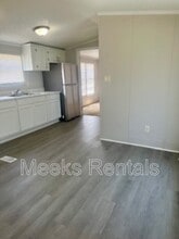 321 Empire Dr in St. Albans, WV - Building Photo - Building Photo