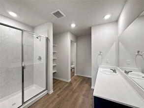 5340 Elkridge Dr in Denton, TX - Building Photo - Building Photo