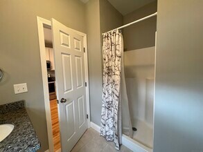 39 Eden Ave in Southington, CT - Building Photo - Building Photo