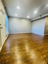 4323 Brown St in Dallas, TX - Building Photo
