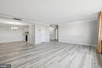 4600 Duke St in Alexandria, VA - Building Photo - Building Photo