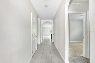 6866 Wagon Trail St in Zephyrhills, FL - Building Photo - Building Photo