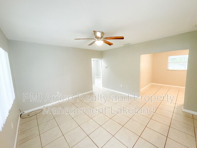 1595 28th St NW in Winter Haven, FL - Building Photo - Building Photo
