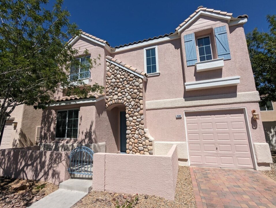 7608 French Springs St in Las Vegas, NV - Building Photo