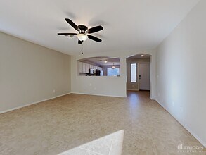 2013 S 86th Dr in Tolleson, AZ - Building Photo - Building Photo
