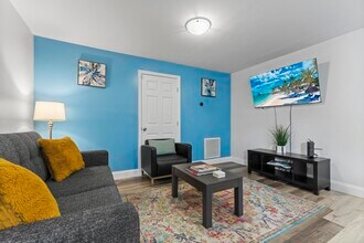 727 Hampton Rd in West Palm Beach, FL - Building Photo - Building Photo