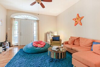 5706 Willow St, Unit 5706 in New Orleans, LA - Foto de edificio - Building Photo