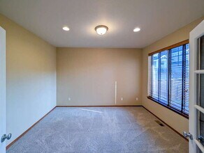 5907 77th Dr NE in Marysville, WA - Building Photo - Building Photo