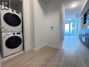 15 Richardson St in Toronto, ON - Building Photo - Building Photo
