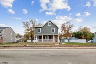 937 Ringwood Ave in Wanaque, NJ - Building Photo