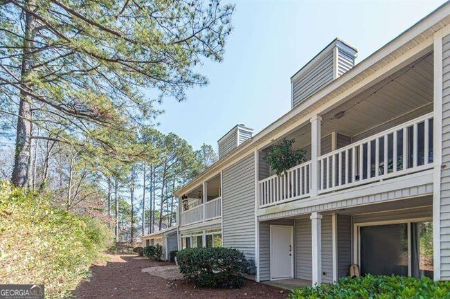 6034 Coventry Cir in Alpharetta, GA - Building Photo - Building Photo