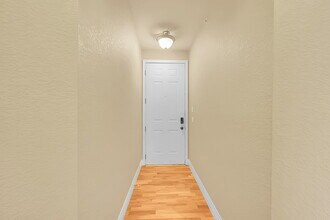 199 Quebec St in Denver, CO - Building Photo - Building Photo