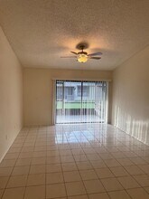16 Silver Park Cir in Kissimmee, FL - Building Photo - Building Photo