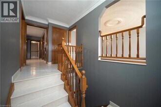 123 Eleanor Ave in Hamilton, ON - Building Photo - Building Photo