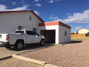 333 W Concho Dr in Pueblo West, CO - Building Photo - Building Photo