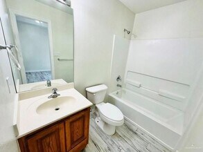 213 S 49th St in McAllen, TX - Building Photo - Building Photo