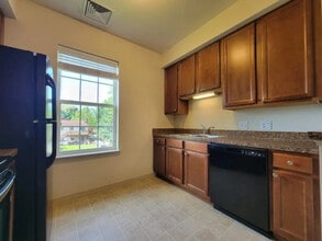 2028 Shady Oak Dr in Mount Joy, PA - Building Photo - Building Photo