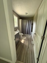 6256 Oak Rd in Plymouth, IN - Foto de edificio - Building Photo