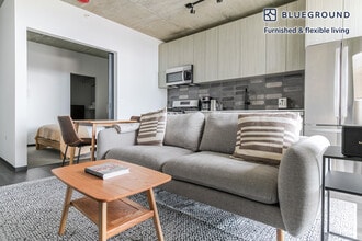 1454 W Randolph St in Chicago, IL - Foto de edificio - Building Photo