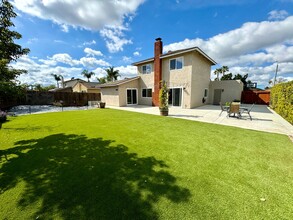 1220 N Grape St in Escondido, CA - Building Photo - Building Photo