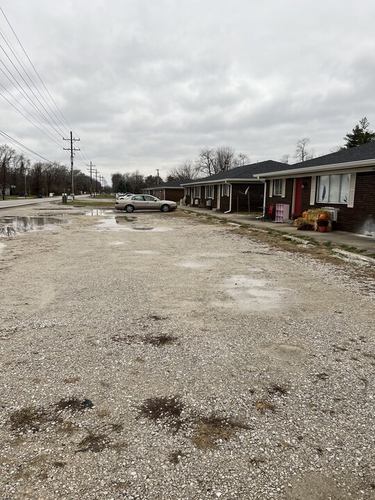 3300 E Haythorne Ave in Terre Haute, IN - Building Photo