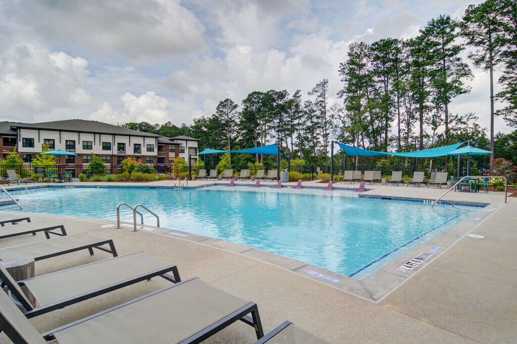 The Edison Sugarloaf Apartments in Lawrenceville, GA
