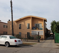 6735 Brynhurst Ave Apartamentos