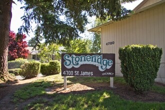 Stoneridge Duplexs in Vancouver, WA - Building Photo - Interior Photo