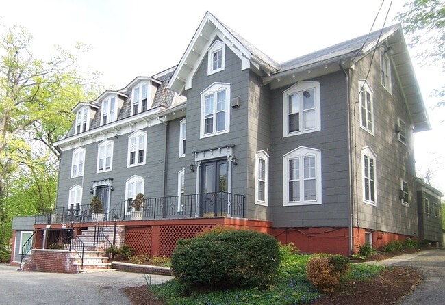 property at 285 Hudson St