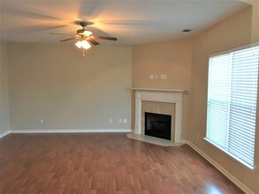 170 Lake Pointe Dr in Pooler, GA - Building Photo - Building Photo