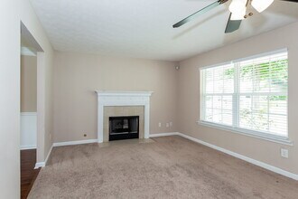 1405 Stephens Pond View in Loganville, GA - Building Photo - Building Photo