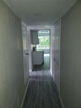 6756 Trail Lake Dr in Fort Worth, TX - Building Photo - Building Photo