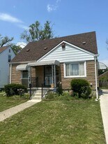 16012 W Chicago in Detroit, MI - Building Photo