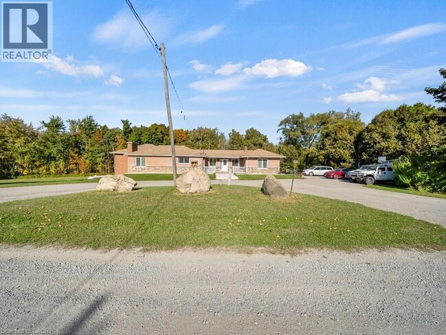 12571 Regional Rd 25 in Acton, ON - Building Photo - Building Photo