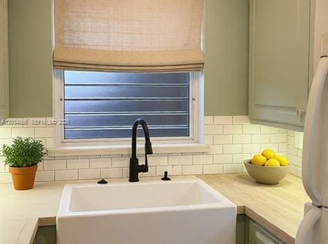 property at 8 Briny Ave