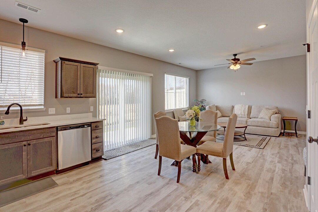 100 Everglades Trl in Mankato, MN - Building Photo