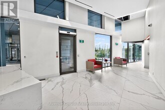 38 Monte Kwinter Ct in Toronto, ON - Building Photo - Building Photo