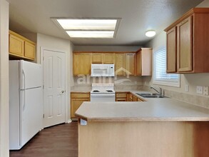 8361 W Galactic Ct in Boise, ID - Building Photo - Building Photo