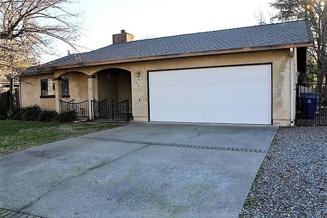property at 1413 Casa Vereda Way