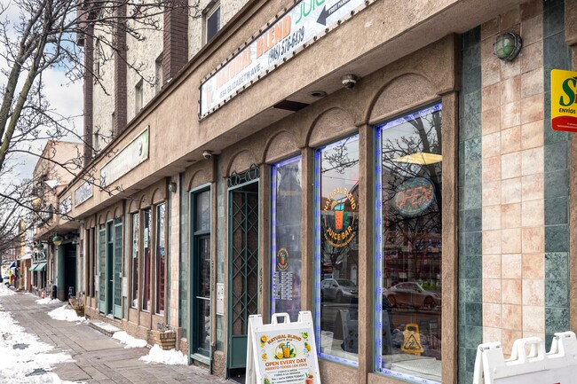 Elizabeth Mini Mall in Elizabeth, NJ - Building Photo - Building Photo