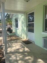 10825 Navajo Dr in St. Petersburg, FL - Building Photo - Building Photo