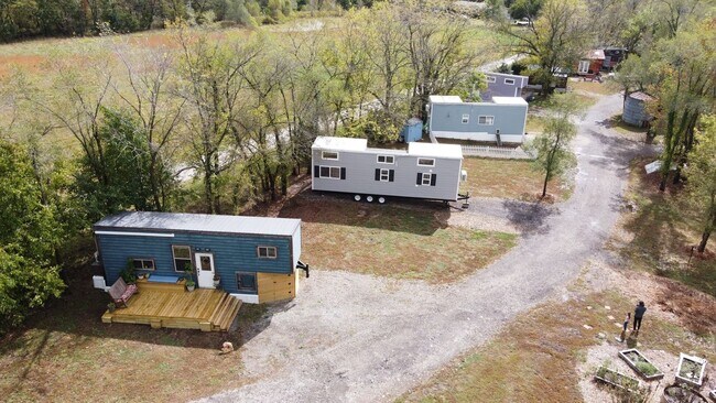 802 Main in Cleveland, MO - Building Photo - Building Photo