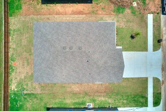 979 SE 16th Terrace in Newcastle, OK - Building Photo - Building Photo