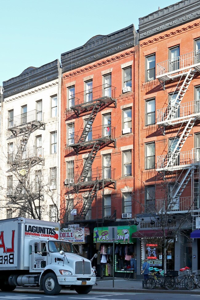 945 Columbus Ave in New York, NY - Foto de edificio - Primary Photo