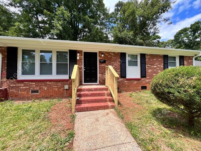 1248 Rosada Dr in Charlotte, NC - Building Photo - Building Photo