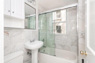 21 Worthington St, Unit 1 in Boston, MA - Building Photo - Building Photo